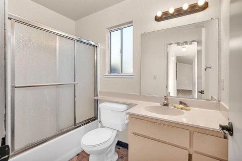 Tiny photo for 108 Friggs Court, LOS BANOS, CA 93635 (MLS # ML82062807)