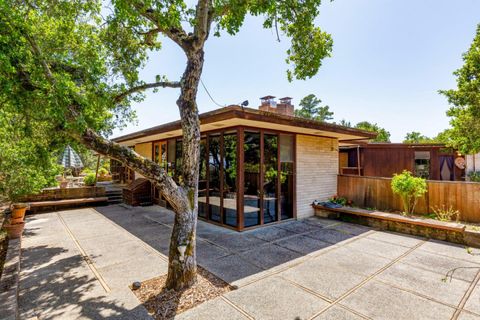 A home in CORRALITOS