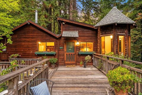 Photo of 880 Sunrise Ridge, SCOTTS VALLEY, CA 95066 (MLS # ML82023372)