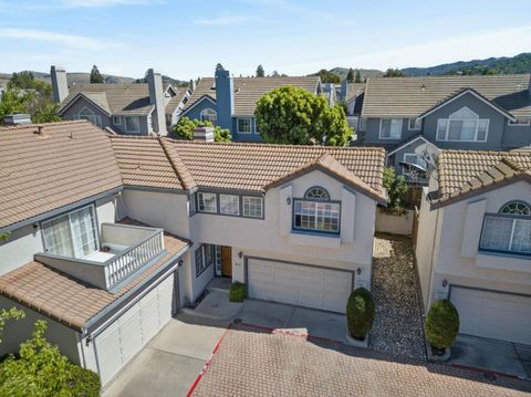 Photo of 1074 Almaden Village Lane, SAN JOSE, CA 95120 (MLS # ML82040983)