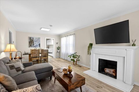 Photo of 2451 65th Avenue, OAKLAND, CA 94605 (MLS # ML82042584)