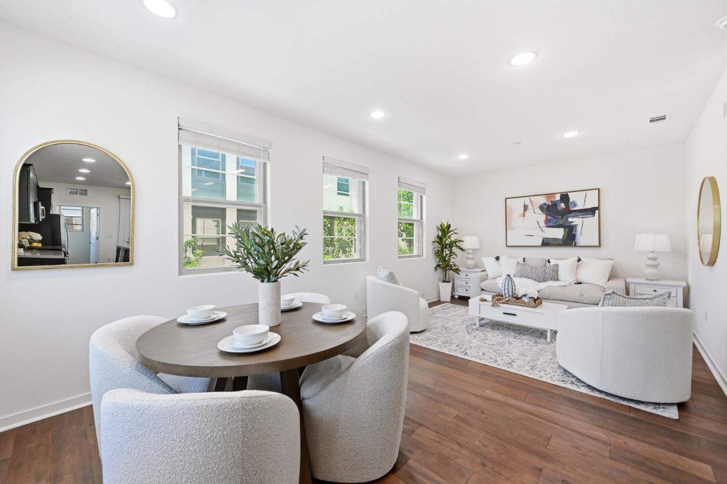 998 Arrowleaf Place