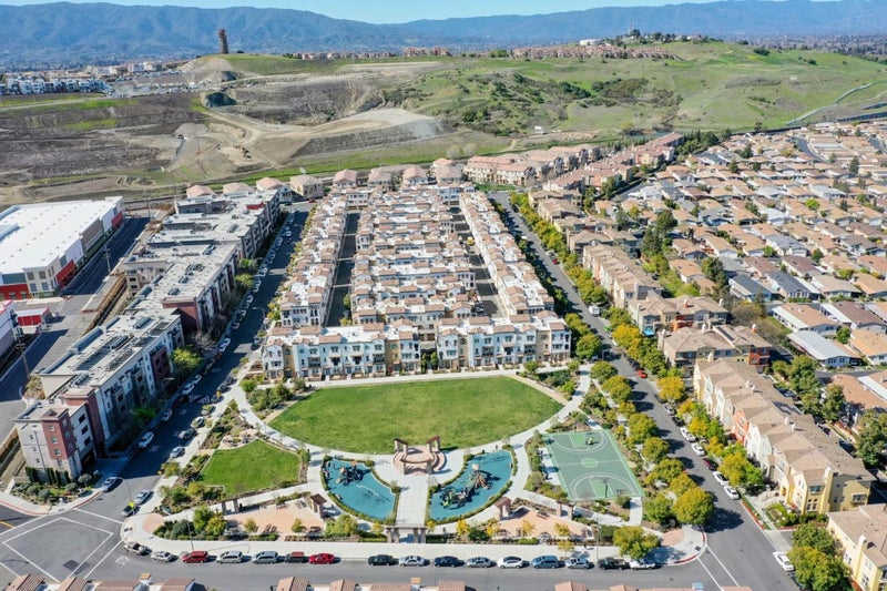 2757 Ferrara Circle