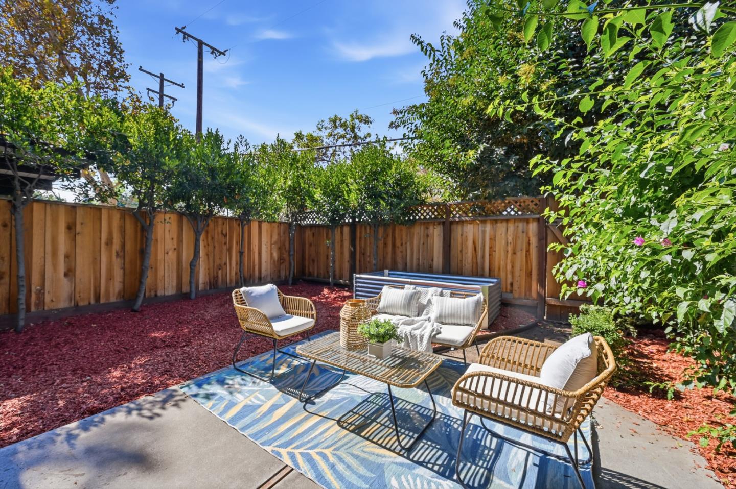 3435 Benton Street