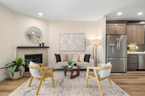 Photo of 126 Aptos Village Way #3, APTOS, CA 95003 (MLS # ML82040737)