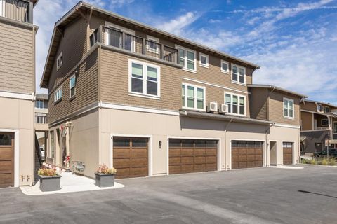 Tiny photo for 126 Aptos Village Way #3, APTOS, CA 95003 (MLS # ML82040737)