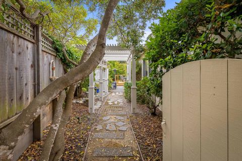 Tiny photo for 9 Deer Stalker Path, MONTEREY, CA 93940 (MLS # ML82020896)