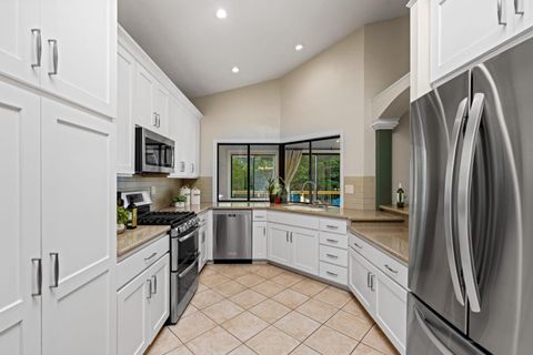 Tiny photo for 9 Deer Stalker Path, MONTEREY, CA 93940 (MLS # ML82020896)