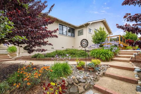 Tiny photo for 9 Deer Stalker Path, MONTEREY, CA 93940 (MLS # ML82020896)