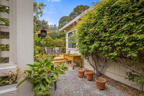 Tiny photo for 9 Deer Stalker Path, MONTEREY, CA 93940 (MLS # ML82020896)