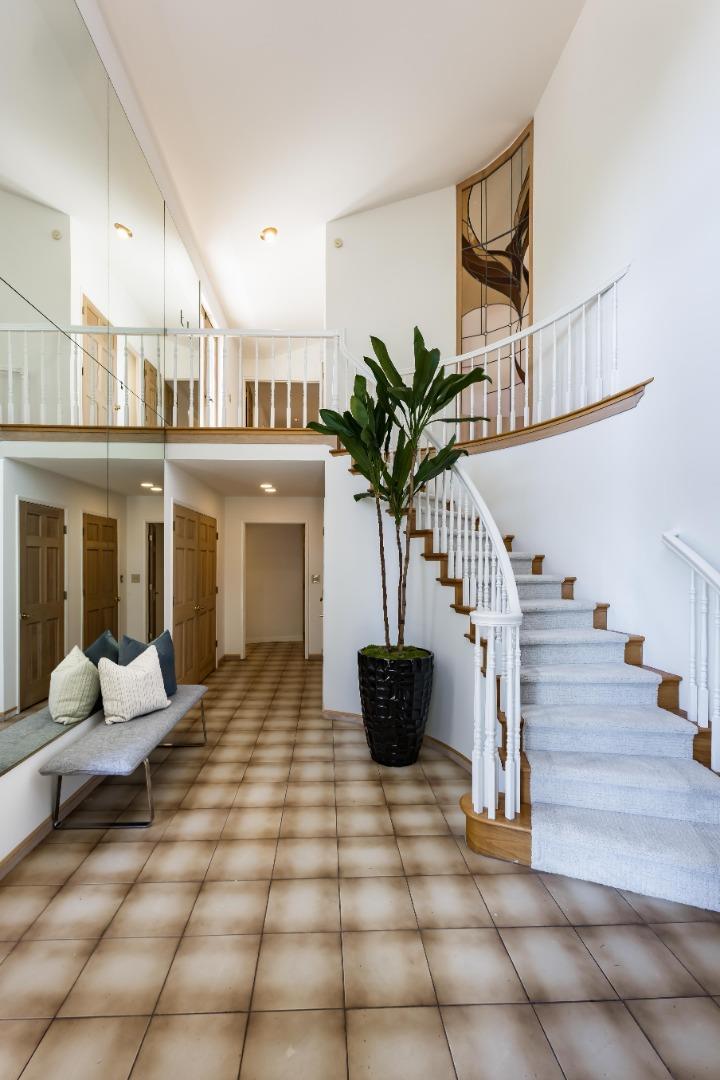 927 Continental Drive