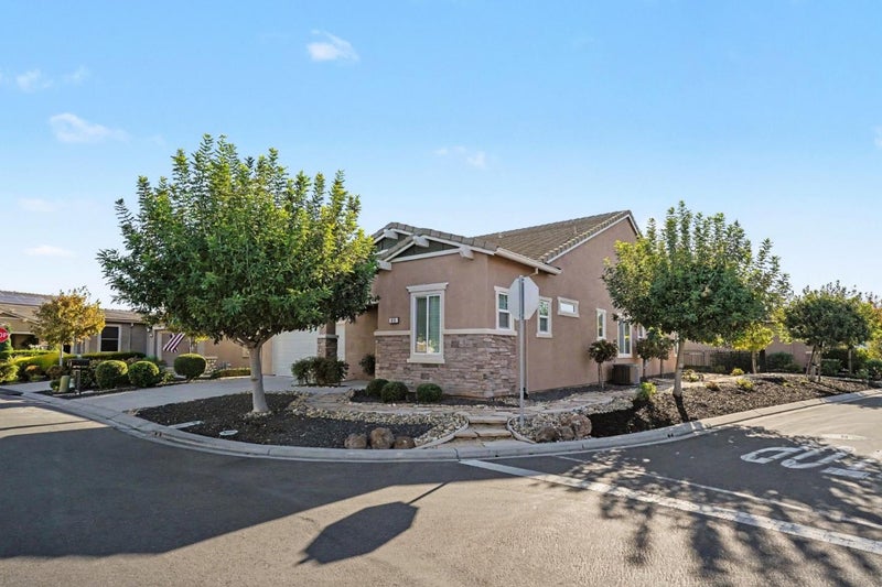 875 Waterbird Place