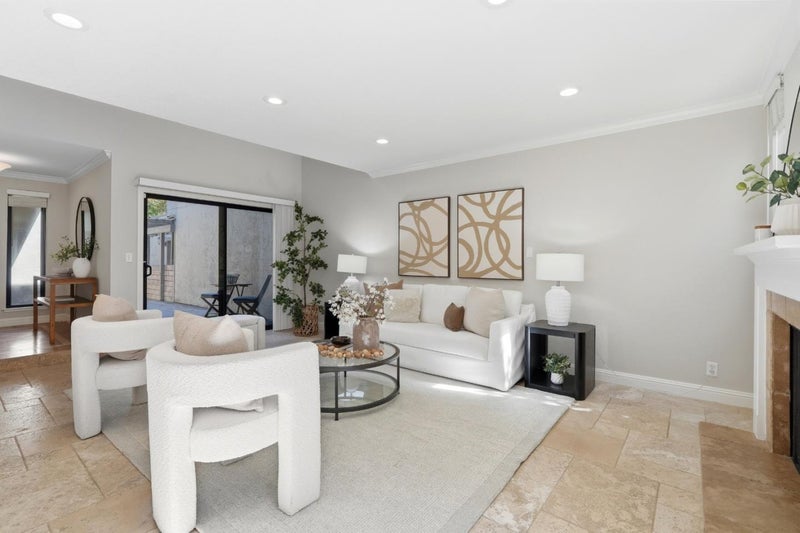 1685 Sandyrock Court