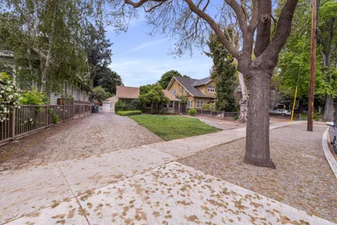 121 Pope Street, Menlo Park, CA 94025 - #: ML82003398