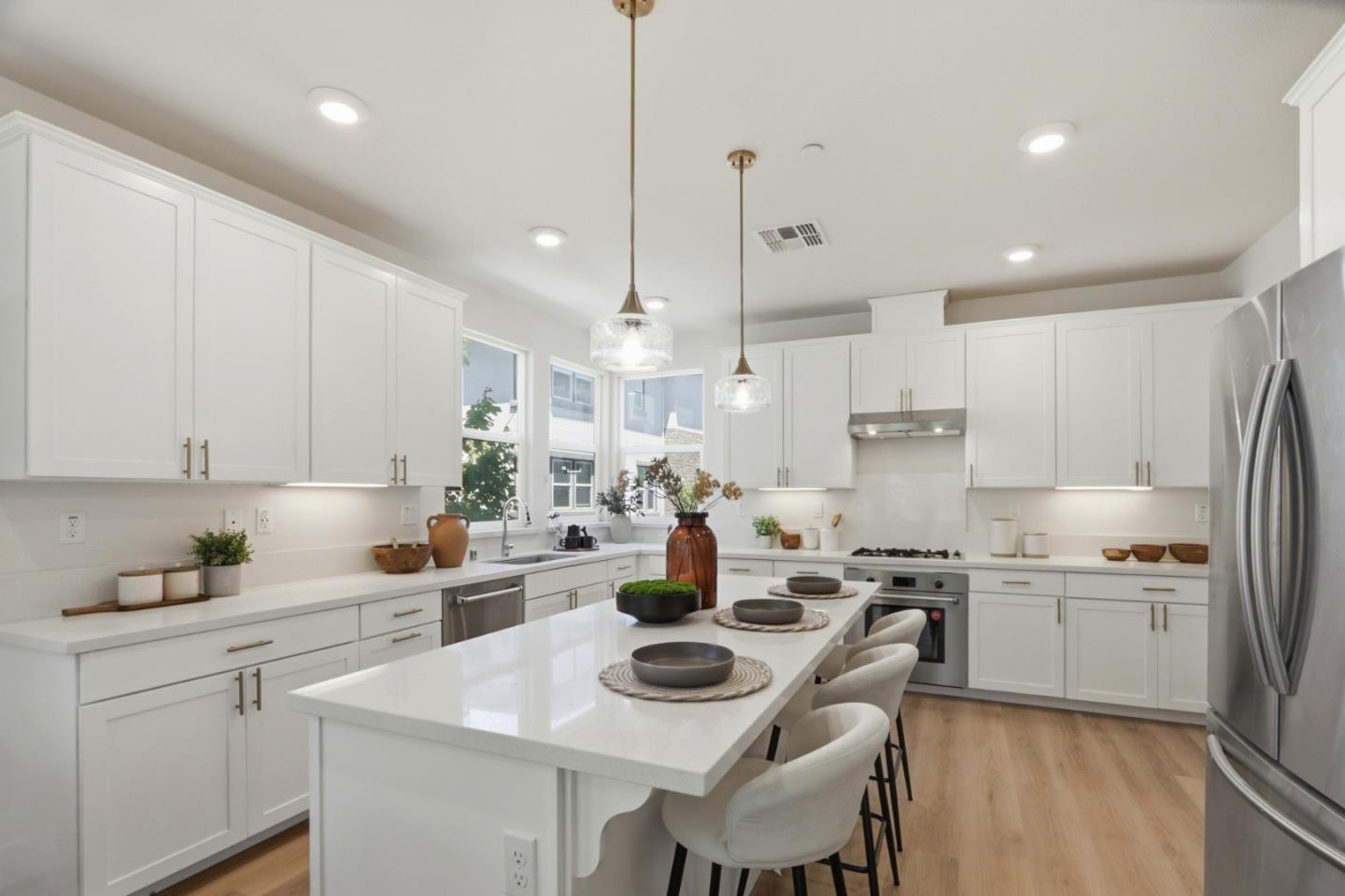 552 Galt Terrace 4
