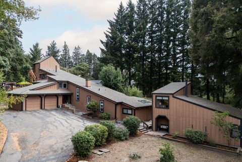 Photo of 215 Marty Road, LOS GATOS, CA 95033 (MLS # ML82023300)