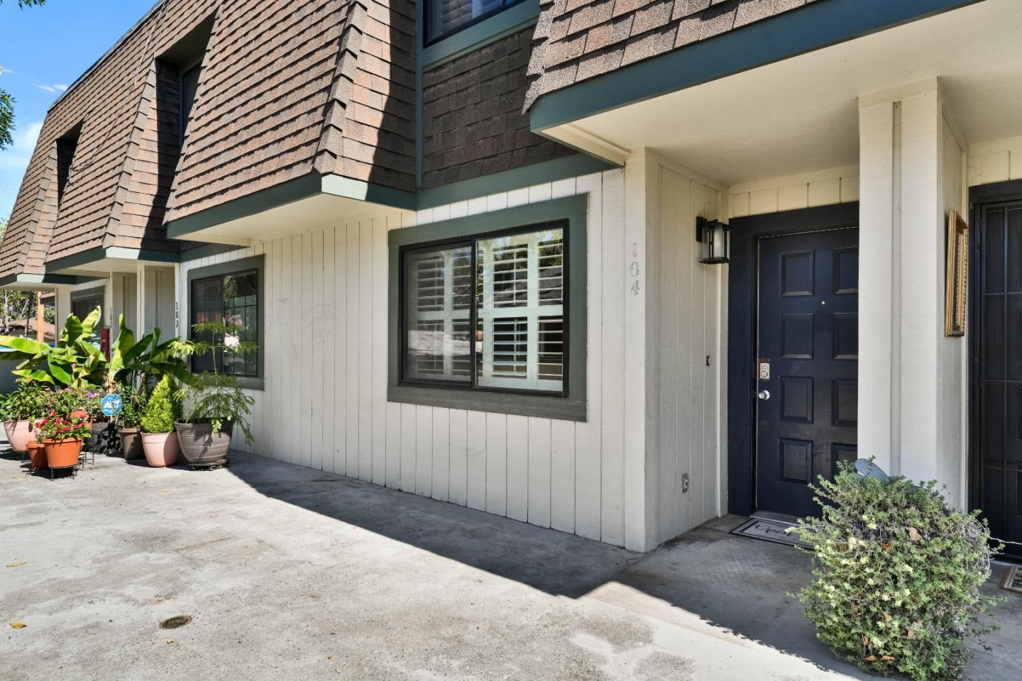 870 Fremont Street