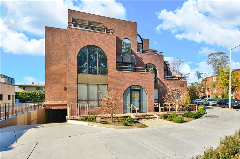 345 Lorton Avenue 304