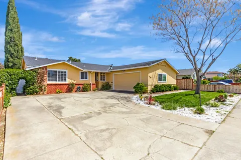 1368 Sunshadow Lane, San Jose, CA 95127 - MLS#: ML82001943