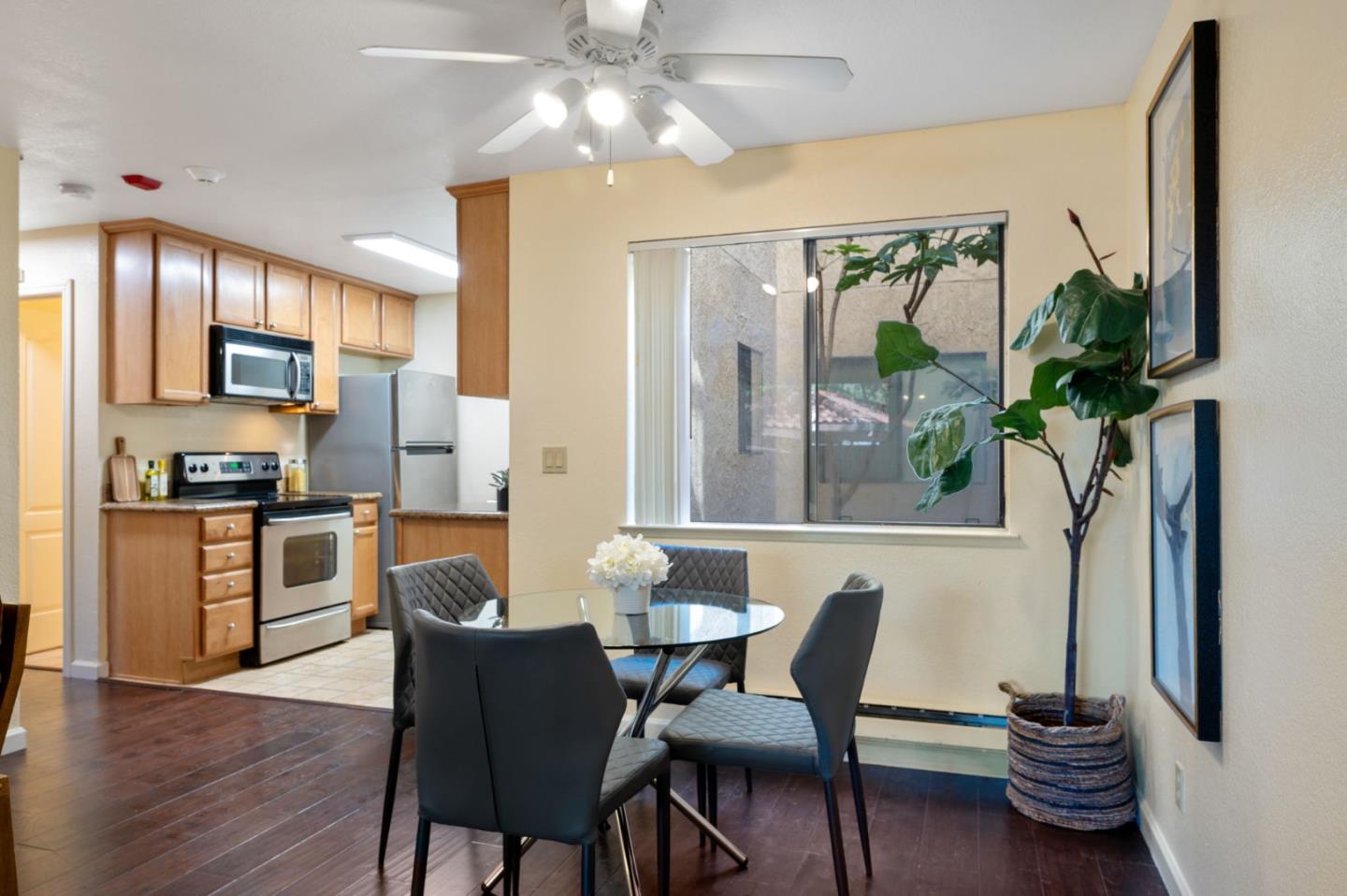 2250 Monroe Street 184