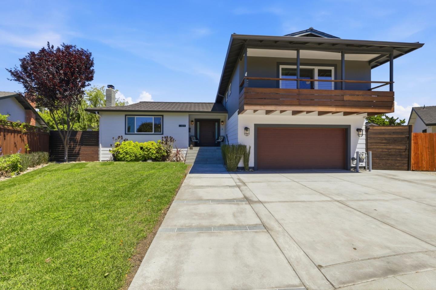 1314 Los Palos Way