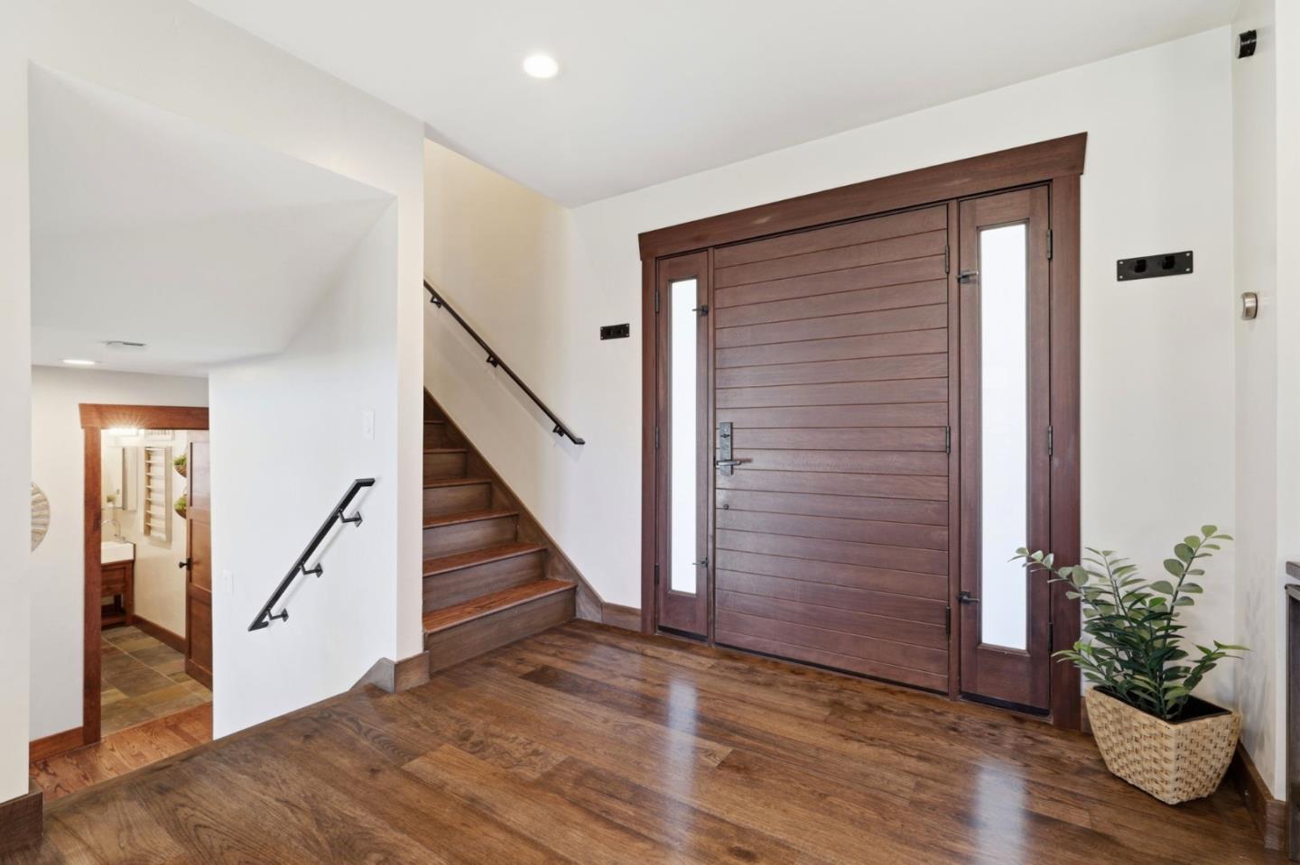 1314 Los Palos Way