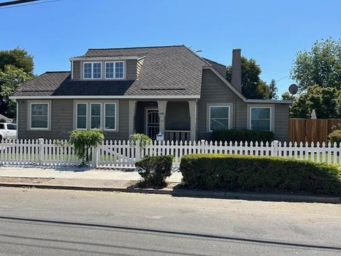 Photo of SAN JOSE, CA 95126 (MLS # ML82053635)