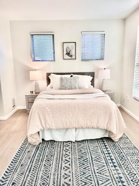 MLS: ML82043522