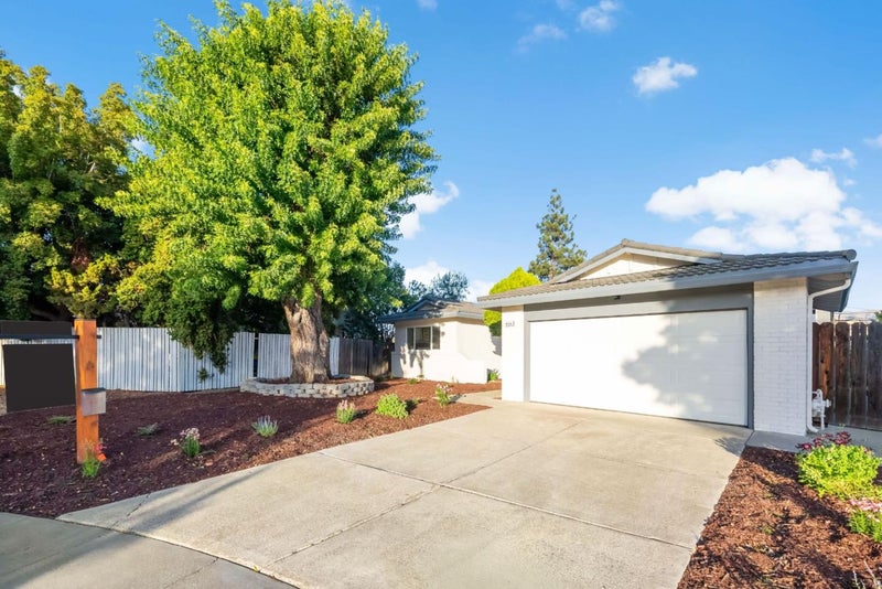 4559 Balmoral Park Court