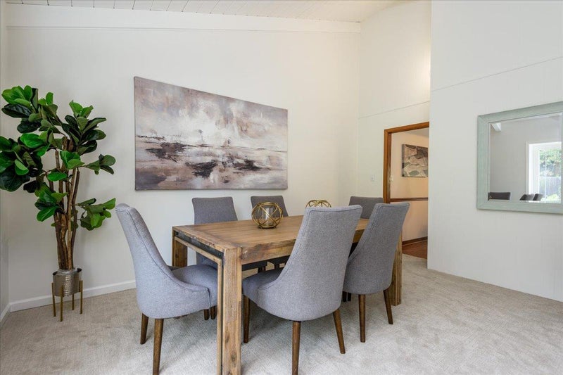 100 TAN OAK Drive