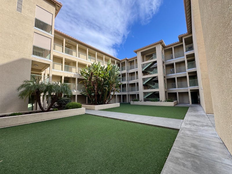 3128 Loma Verde Drive 219