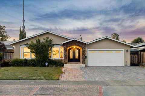 Photo of 1569 Duvall Drive, San Jose, CA 95130 (MLS # ML82048316)
