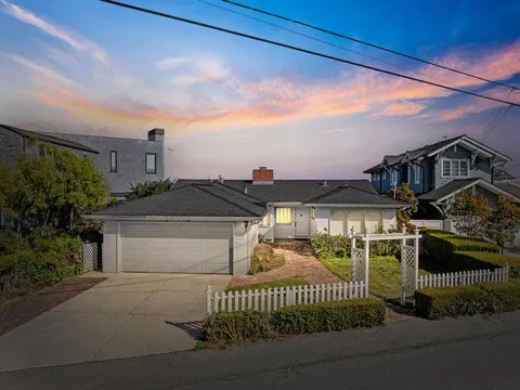 4750 Opal Cliff Drive, Santa Cruz, CA 95062 - #: ML82004551