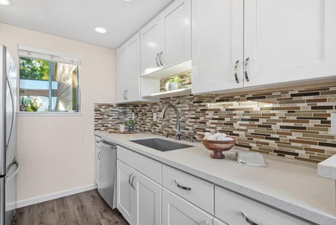 Tiny photo for 98 Pelican Lane, Redwood City, CA 94065 (MLS # ML82047196)