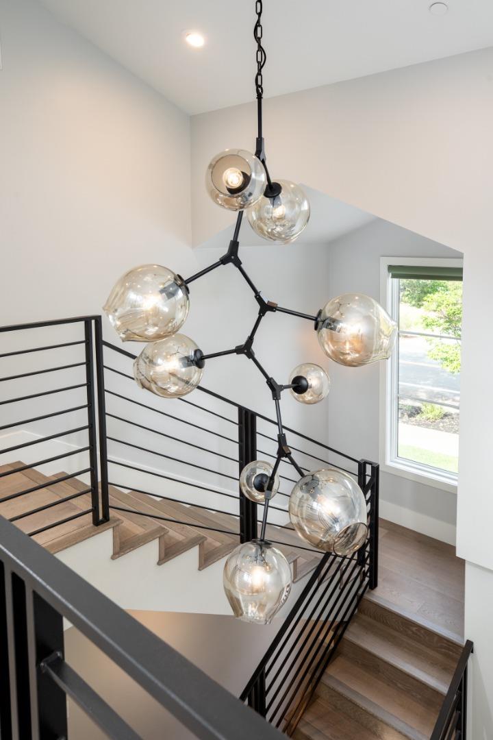 680 University Avenue