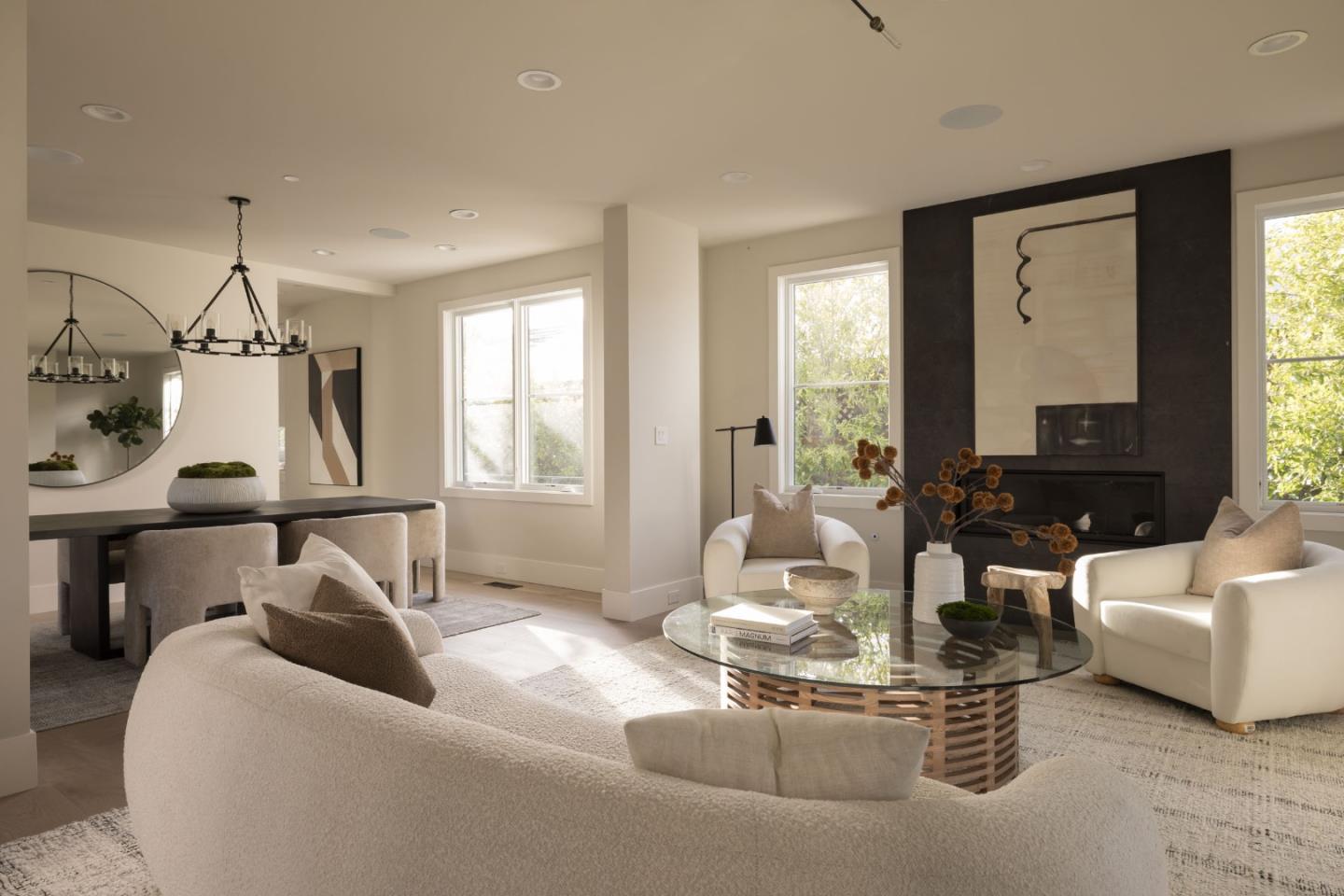 680 University Avenue