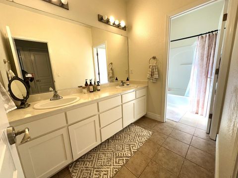 Tiny photo for 718 Roble Street, WATSONVILLE, CA 95076 (MLS # ML82033335)