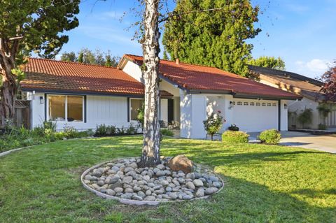 Photo of 1101 Dwyer Avenue, SAN JOSE, CA 95120 (MLS # ML82028148)