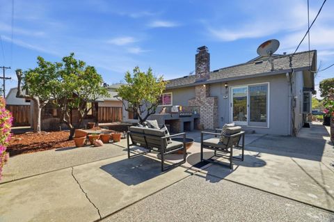 Tiny photo for 911 Inverness Way, SUNNYVALE, CA 94087 (MLS # ML82036907)