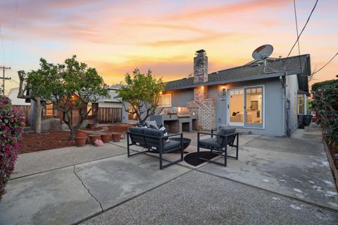 Tiny photo for 911 Inverness Way, SUNNYVALE, CA 94087 (MLS # ML82036907)