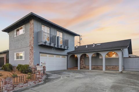 Tiny photo for 911 Inverness Way, SUNNYVALE, CA 94087 (MLS # ML82036907)