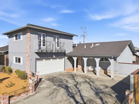 Tiny photo for 911 Inverness Way, SUNNYVALE, CA 94087 (MLS # ML82036907)