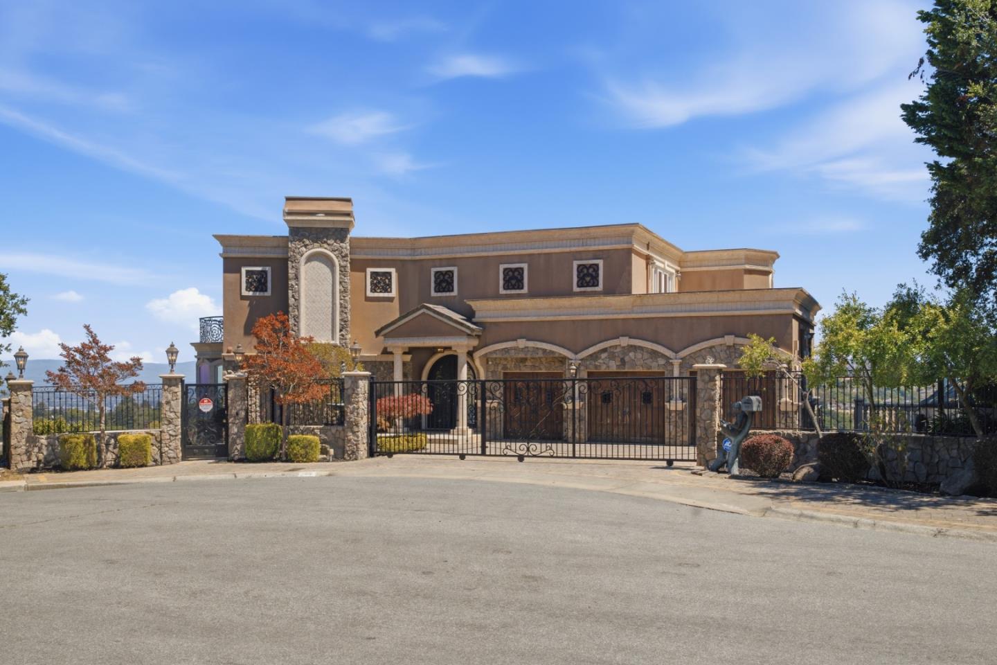 95 Southdown Court