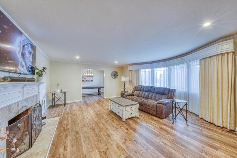 1167 Los Palos Drive