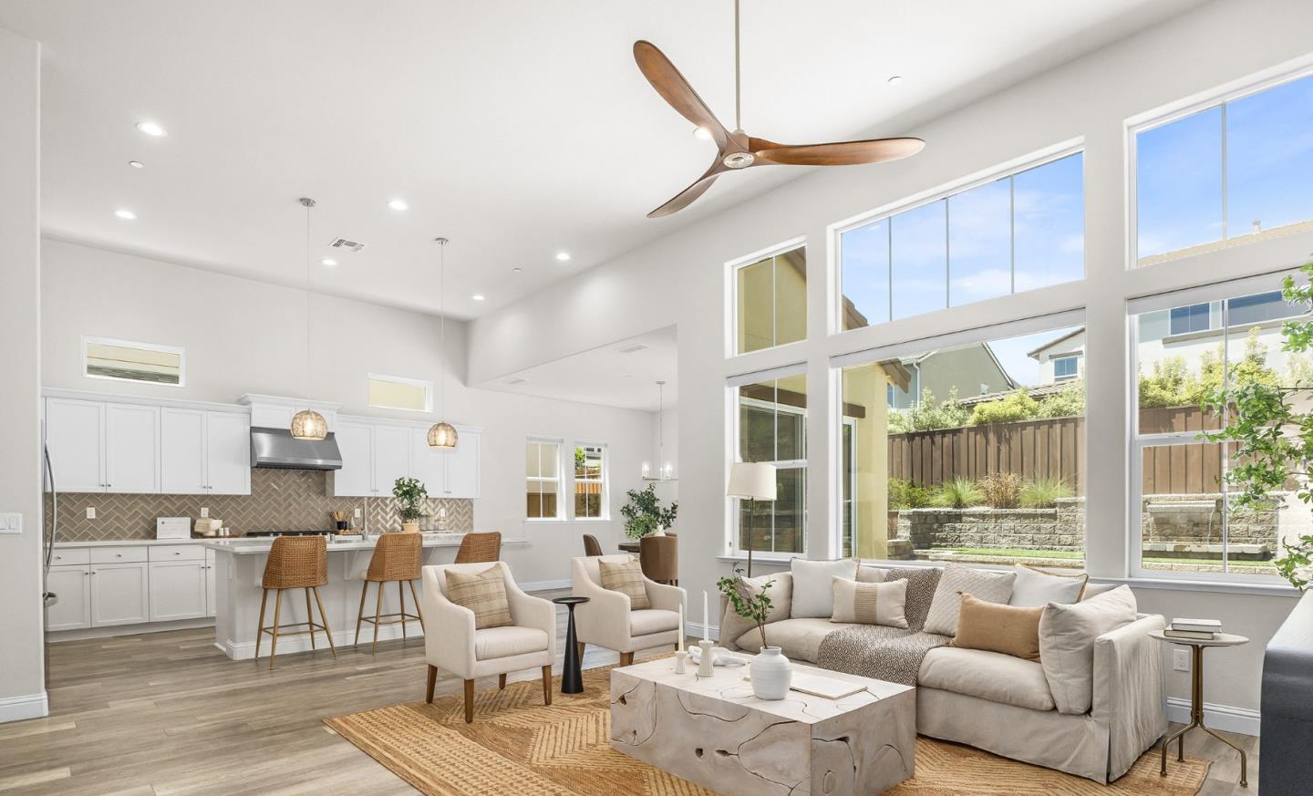 3035 Andesite Drive