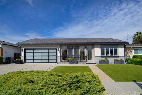 Photo of 679 Faraone Drive, SAN JOSE, CA 95136 (MLS # ML82035790)