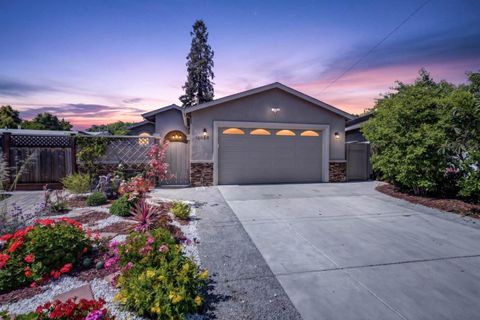 Photo of 10659 Minette Drive, Cupertino, CA 95014 (MLS # ML82045989)