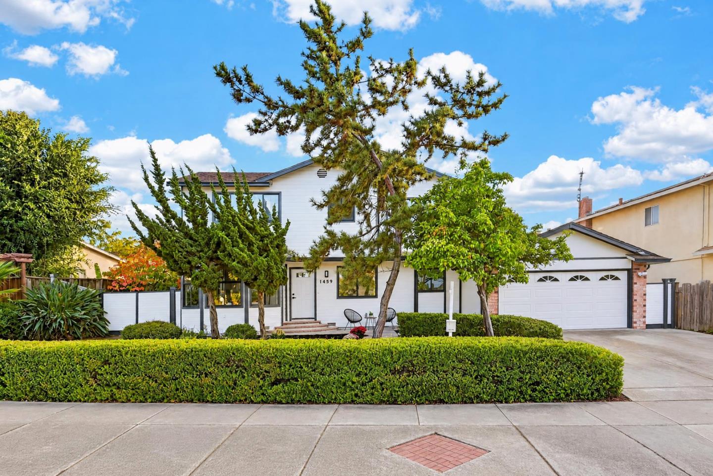1459 Goldenlake Road