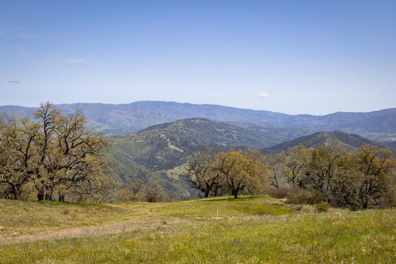 26 Long Ridge Trail
