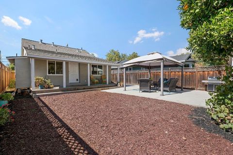 Tiny photo for 986 Spencer Avenue, SAN JOSE, CA 95125 (MLS # ML82022703)